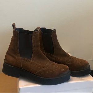 Real Suede Boots!